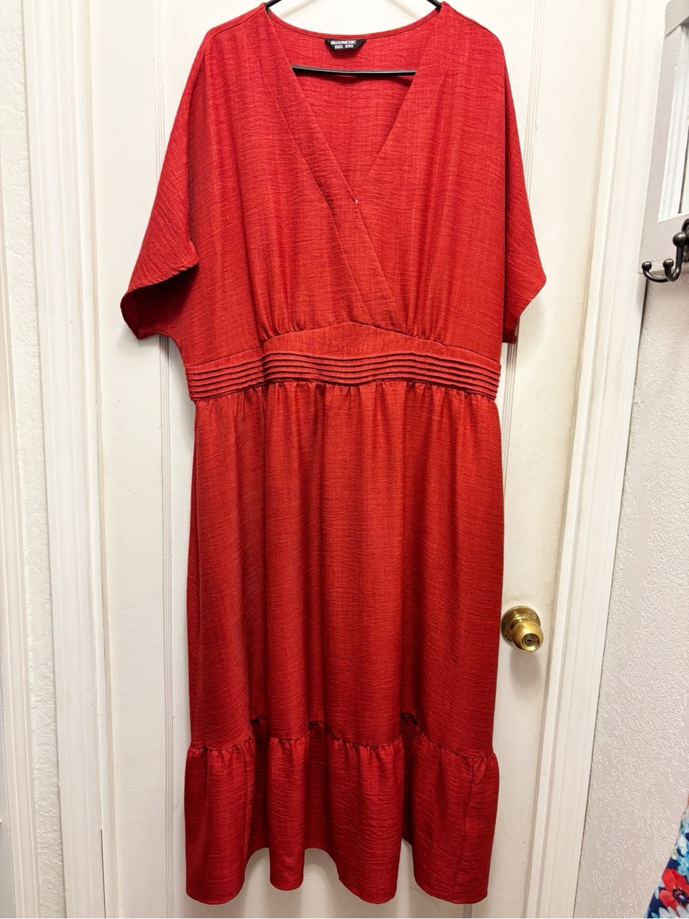 Bloomchic Mid-Dress Color: Rust Red Size 22-24